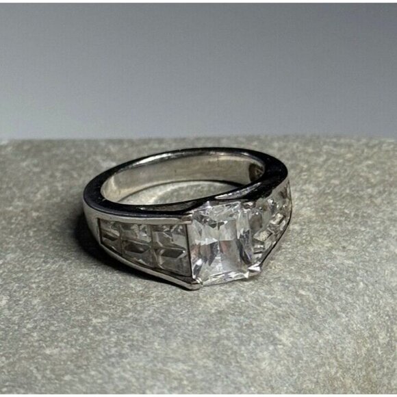 925 STERLING SILVER CZ RING SIZE 5 - Picture 3 of 8